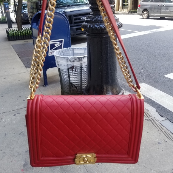 HOSTPICK!!! CHANEL LE BOY BAG - Picture 12 of 17